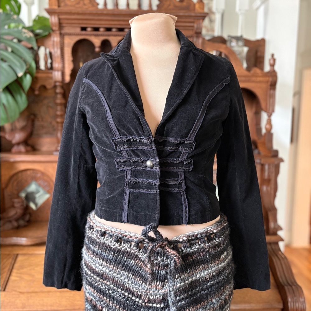 Black Tailored Velvet Crop Y2K Goth Steampunk Jacket Size Small